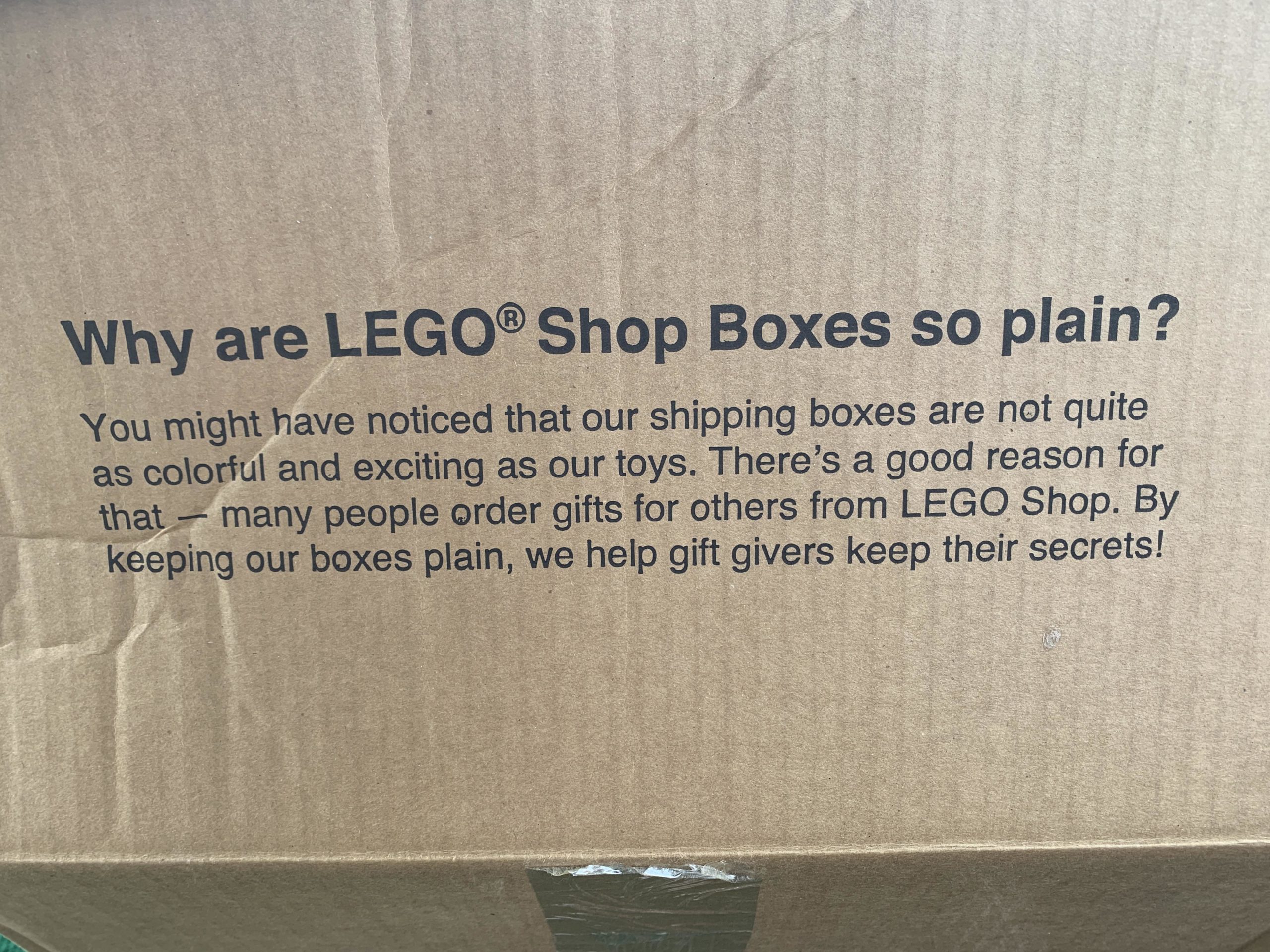 LEGO+shipping+boxes+are+purposely+plain+to+hide+gifts