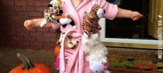 Toddler+dressed+as+crazy+cat+lady+for+Halloween