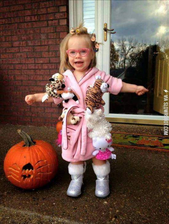 Toddler+dressed+as+crazy+cat+lady+for+Halloween