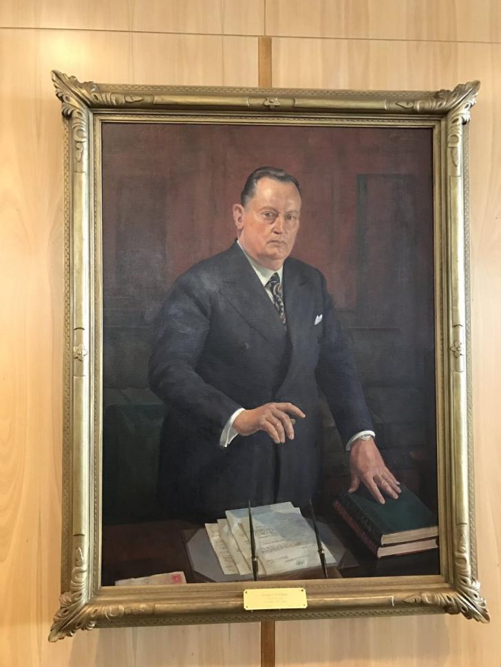 %26quot%3BSo+I+should+just+sit+down+here+while+you+paint+my+por+%26%238211%3B+oh+you%26%238217%3Bre+done%26quot%3B