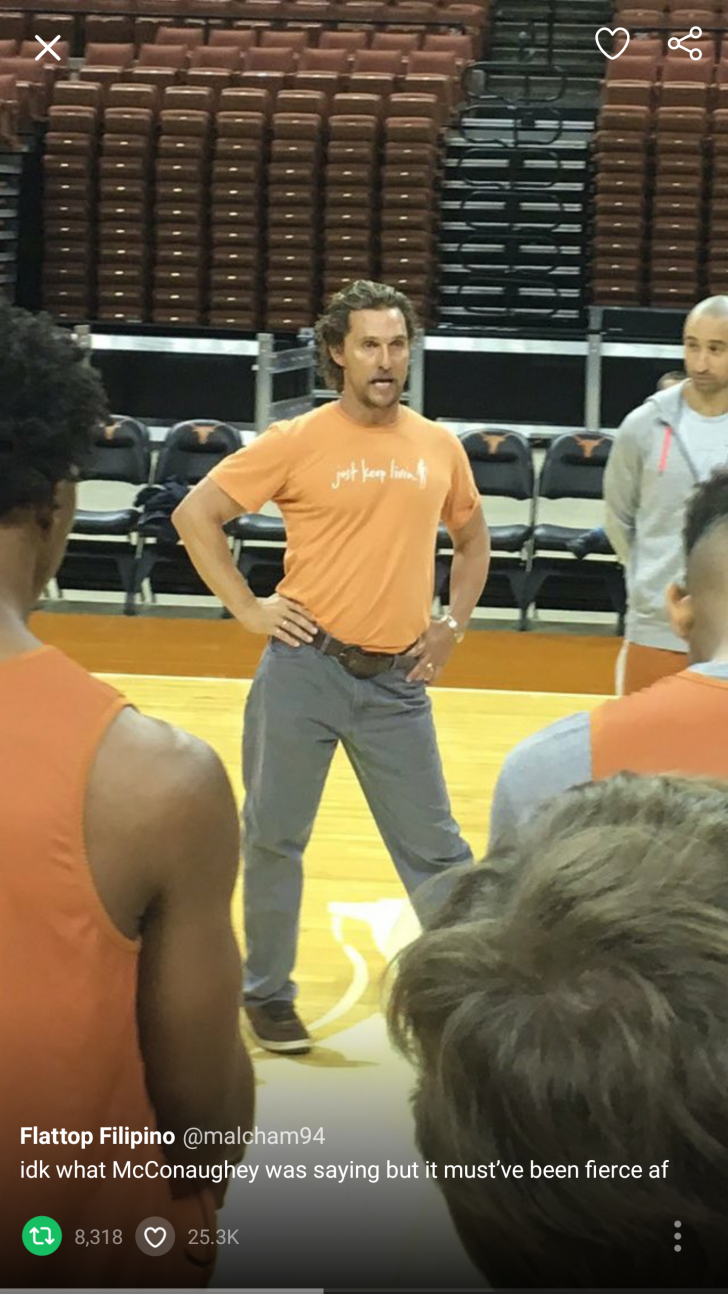 Matthew+McConaughey%26%238217%3Bs+power+stance+with+University+of+Texas+basketball+team+is+about+as+Texas+as+it+gets