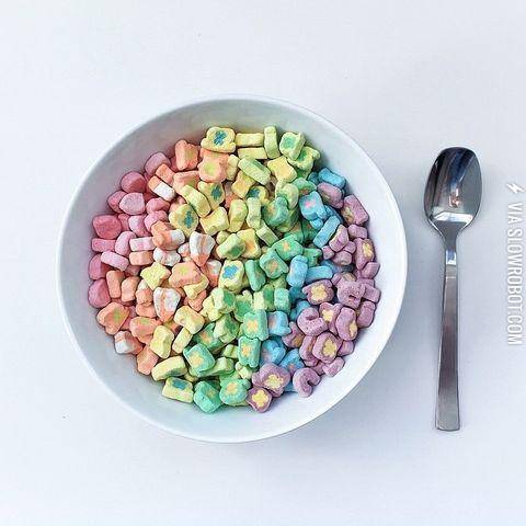 This+bowl+of+Marshmallows-Only+Lucky+Charms