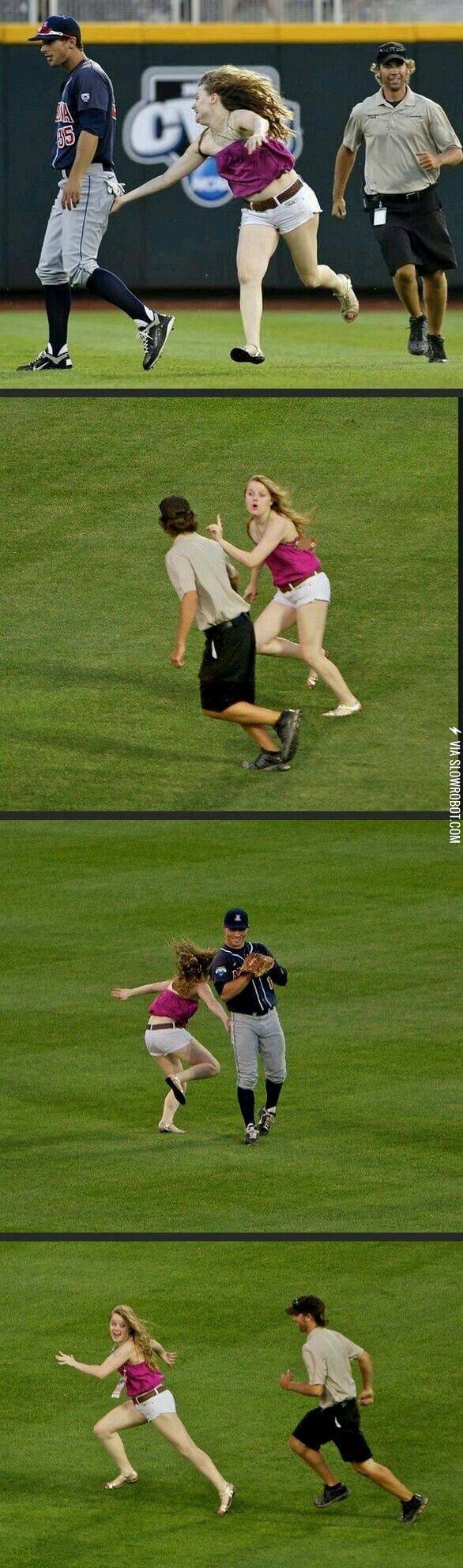 So+this+girl+ran+on+the+field+to+touch+players%26%238217%3B+butts