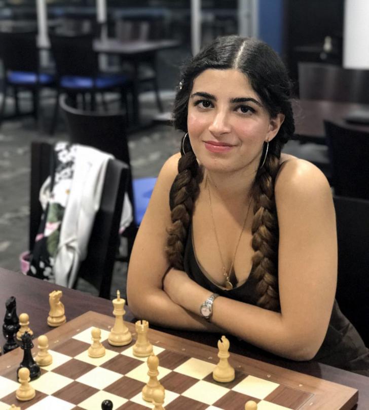 Dorsa+Derakhshani+plays+a+round+of+chess+in+St.+Louis+University%26%238217%3Bs+chess+practice+room.+The+Iranian+chess+federation+banned+her+for+not+wearing+a+hijab%2C+so+now+she+has+joined+the+U.S.+Chess+Federation.
