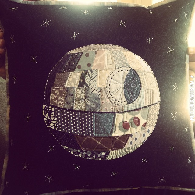 That%26%238217%3Bs+no+moon+pillow%21