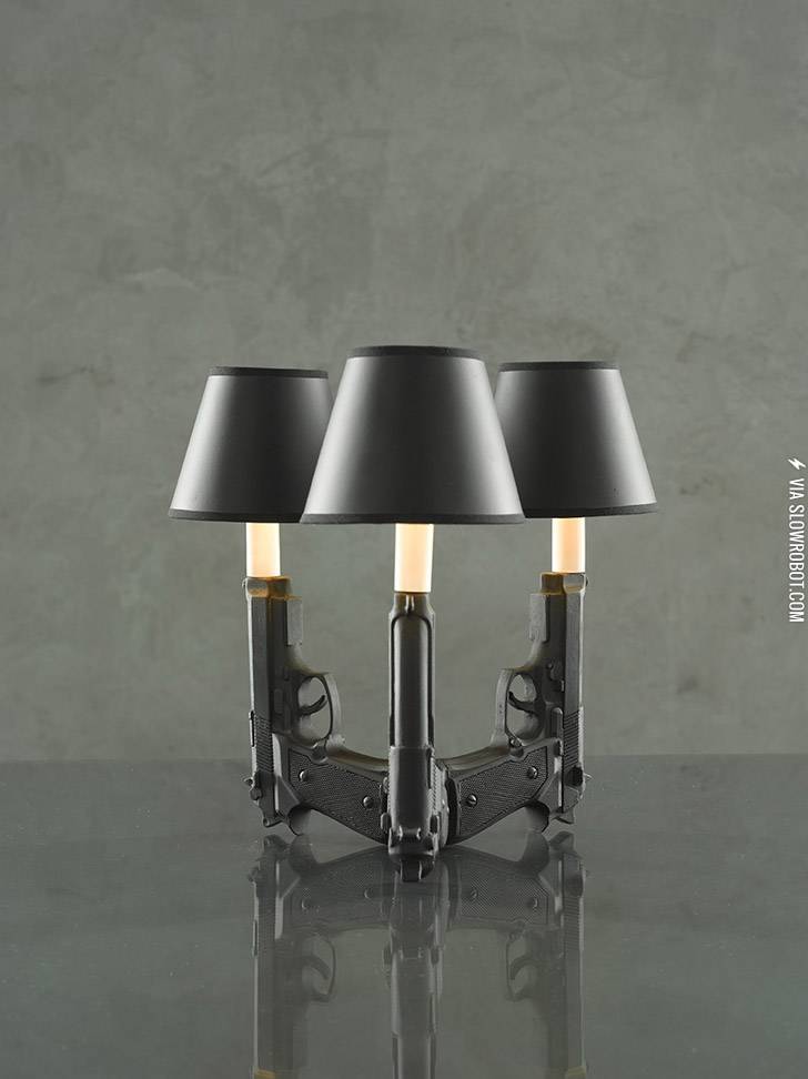The+gun+lamp.