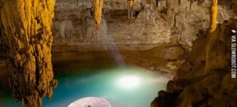 Cenotes%2C+Chich%C3%A9n-Itz%C3%A1%2C+Mexico.