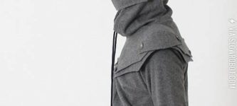 Knight+hooded+pullover