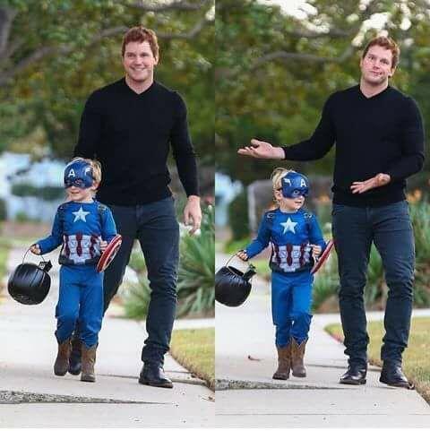 Chris+Pratt+with+his+son+dressed+up+for+Halloween
