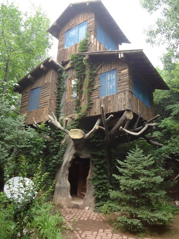 Three+story+tree+house
