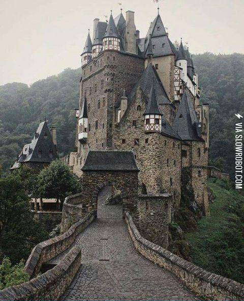 Eltz+castle%2C+Germany