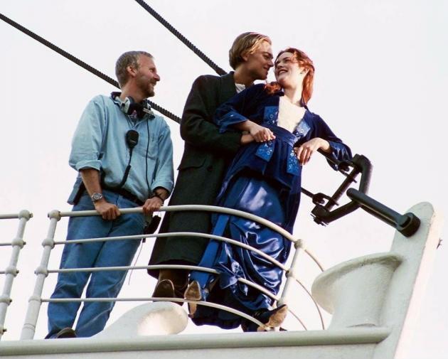 James+Cameron+being+a+third+wheel