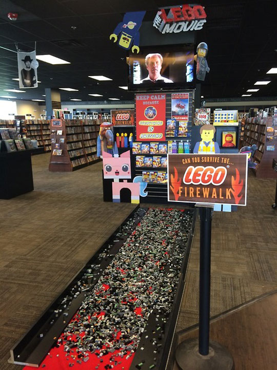 The+LEGO+Firewalk