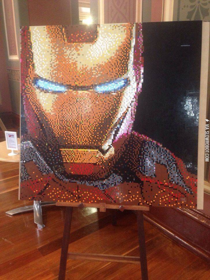 My+10k+piece+Iron+Man+LEGO+mosaic