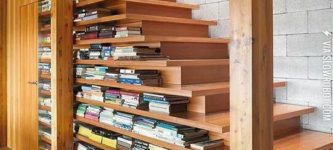 Bookshelf+stairs