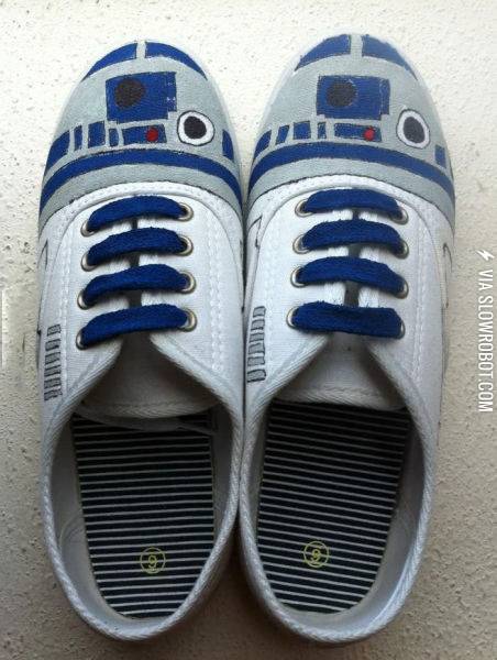 The+droids+you%26%238217%3Bre+looking+for.