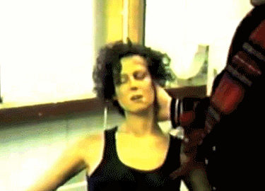 Ripley+replica+on+set+of+Aliens