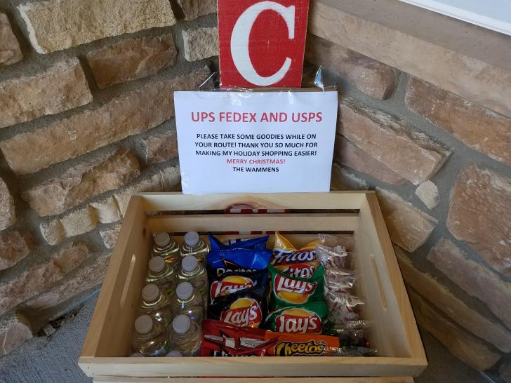 So+I+was+out+delivering+on+my+route+today+and+saw+this%2C+made+my+day.