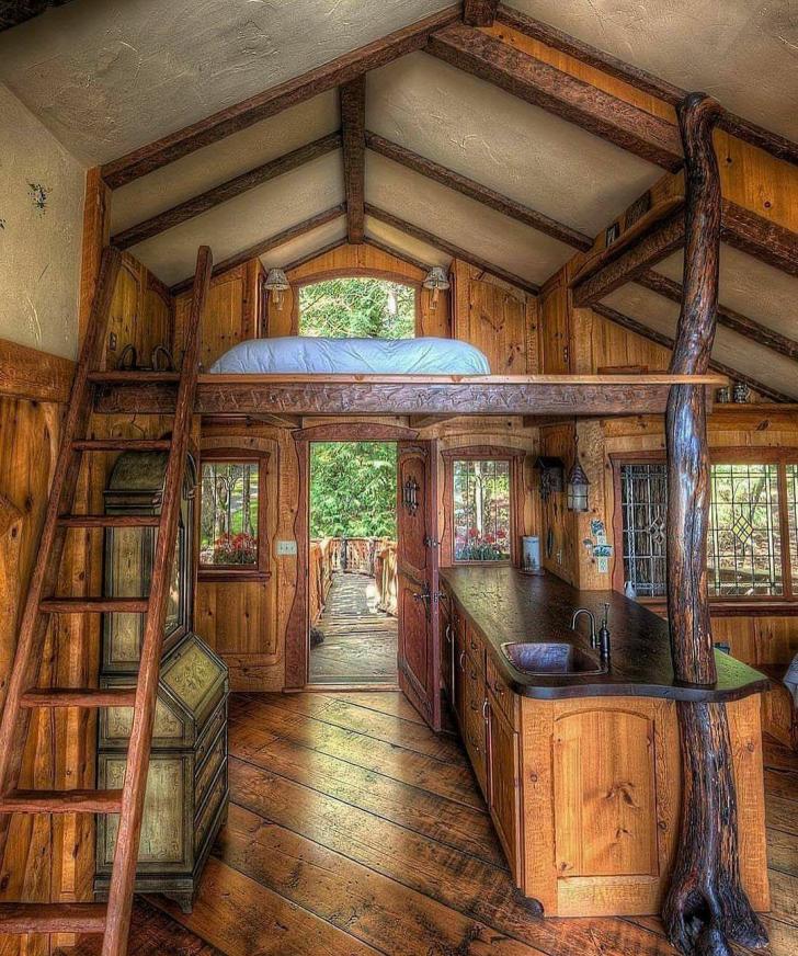 Pretty+neat+wooden+interior
