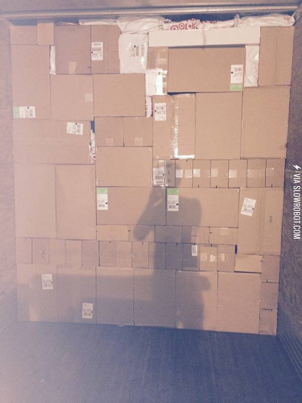 This+is+how+you+pack+a+UPS+truck