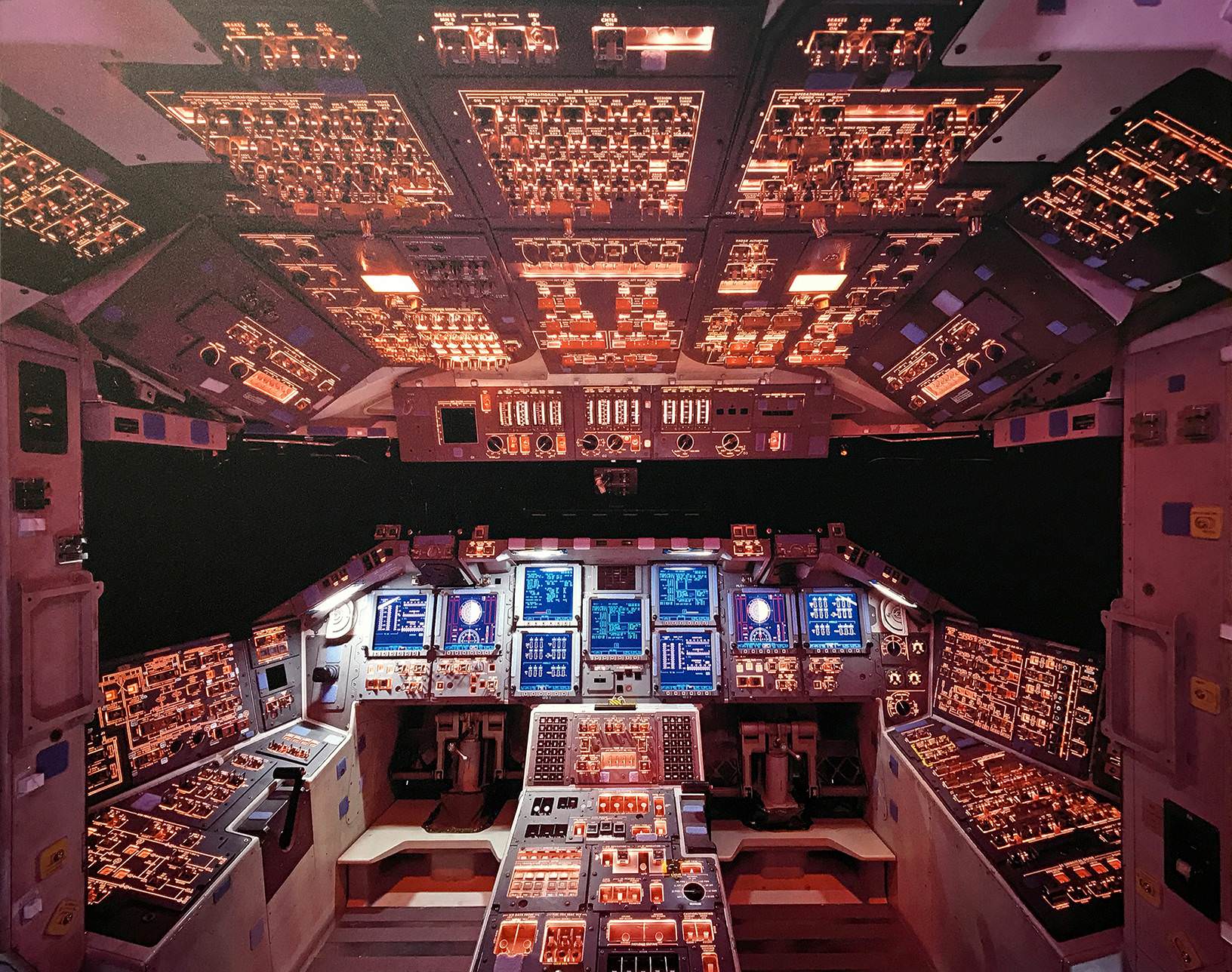 The+Flight+Deck+of+Space+Shuttle+Columbia