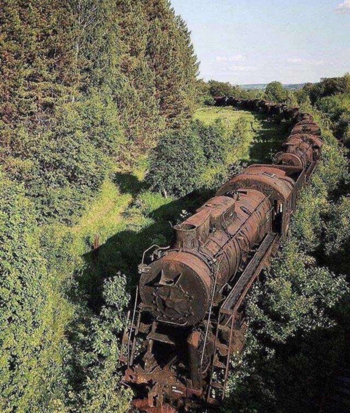 Ol%26%238217%3Be+rust+bucket.