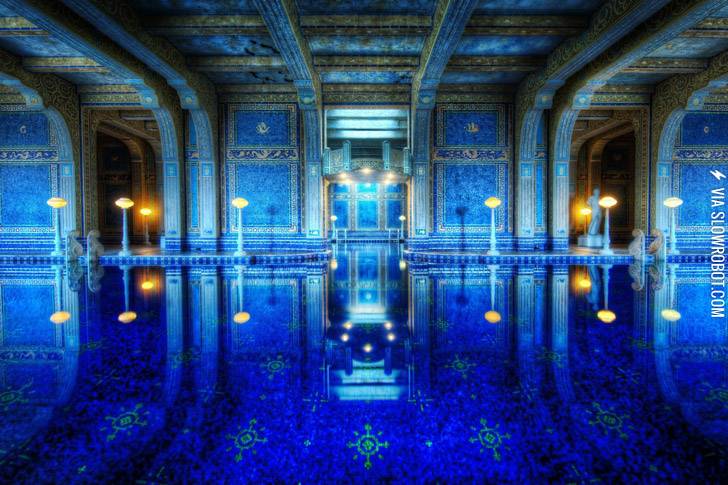 A+swimming+pool+at+Hearst+Castle.