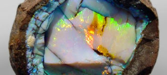 Ethiopian+opal+geode