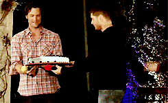 Jensen+knows+the+right+way+to+eat+cake.