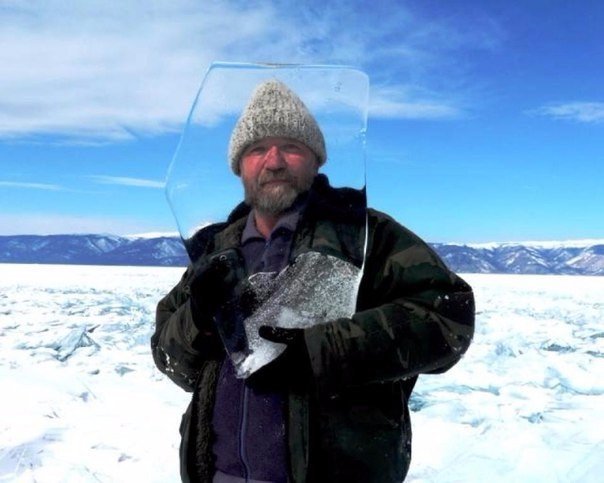 Crystal+clear+ice+from+Lake+Baikal