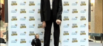 World%26%238217%3Bs+tallest+and+shortest+man.