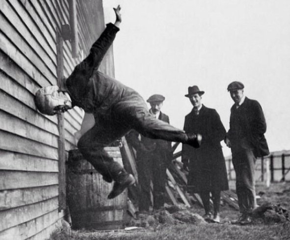 Testing+a+football+helmet+back+in+1912