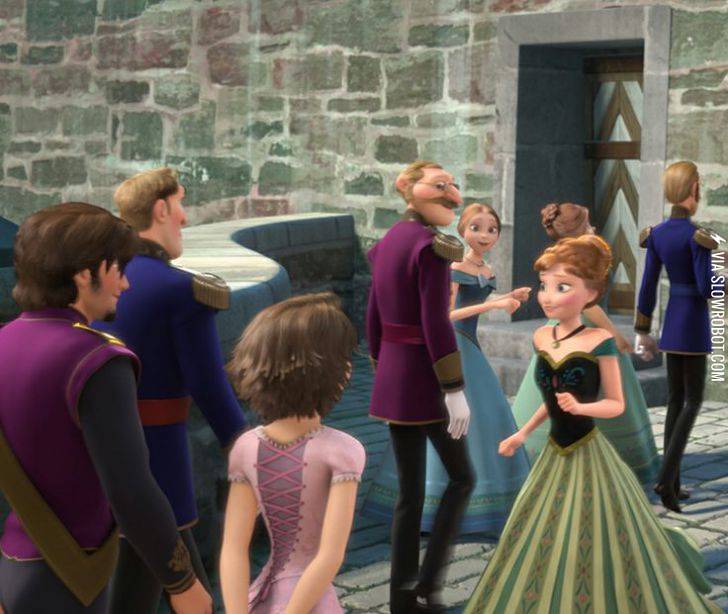 RAPUNZEL+AND+EUGENE+ARE+GUESTS+AT+ELSAS+CORANATION+IN+FROZEN%21%21