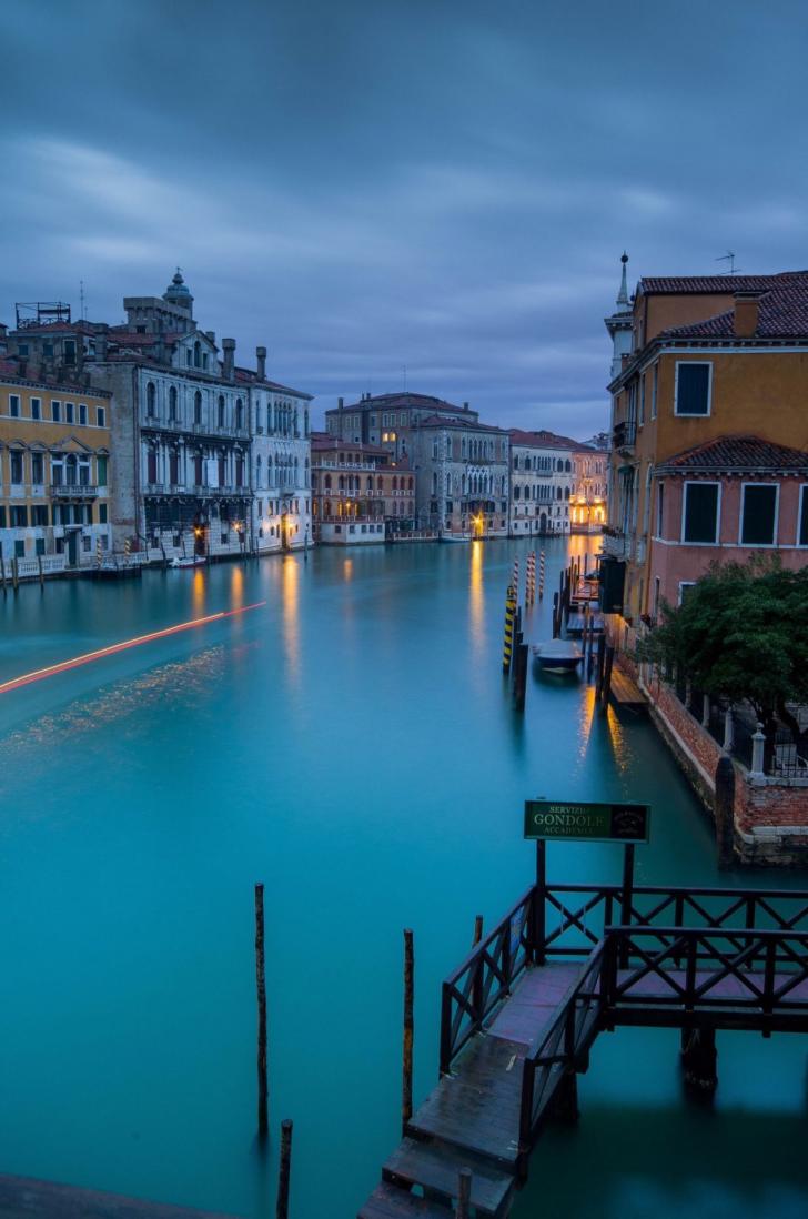 Venice+at+dusk