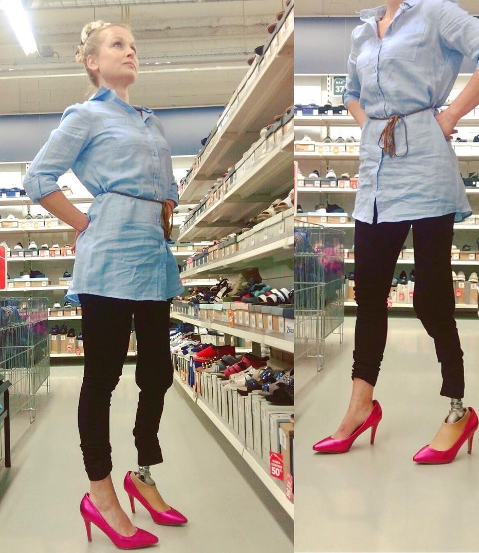 Trying+on+heels+for+the+first+time+with+my+leg+prosthesis