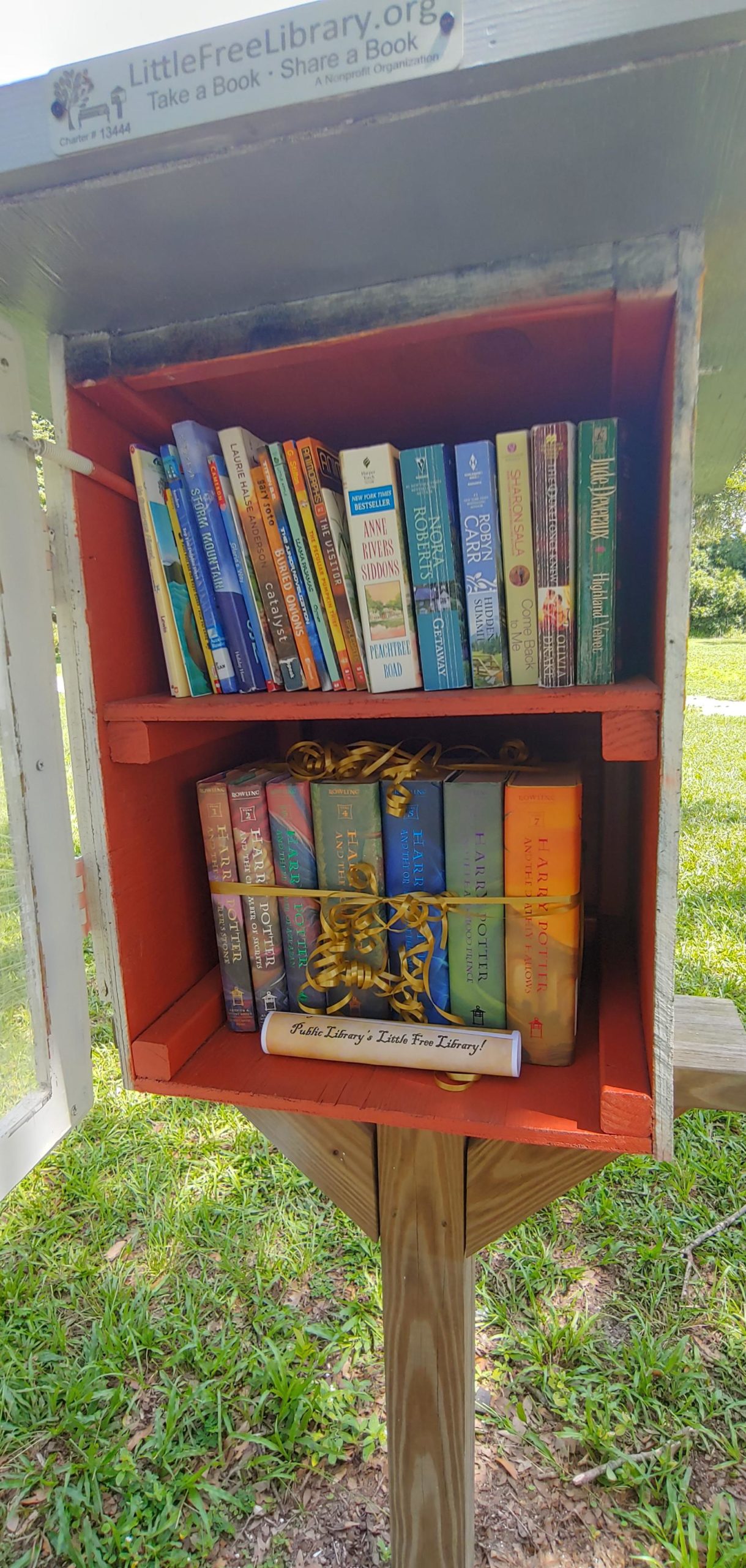 Someone+donated+an+entire+set+of+Harry+Potter+books