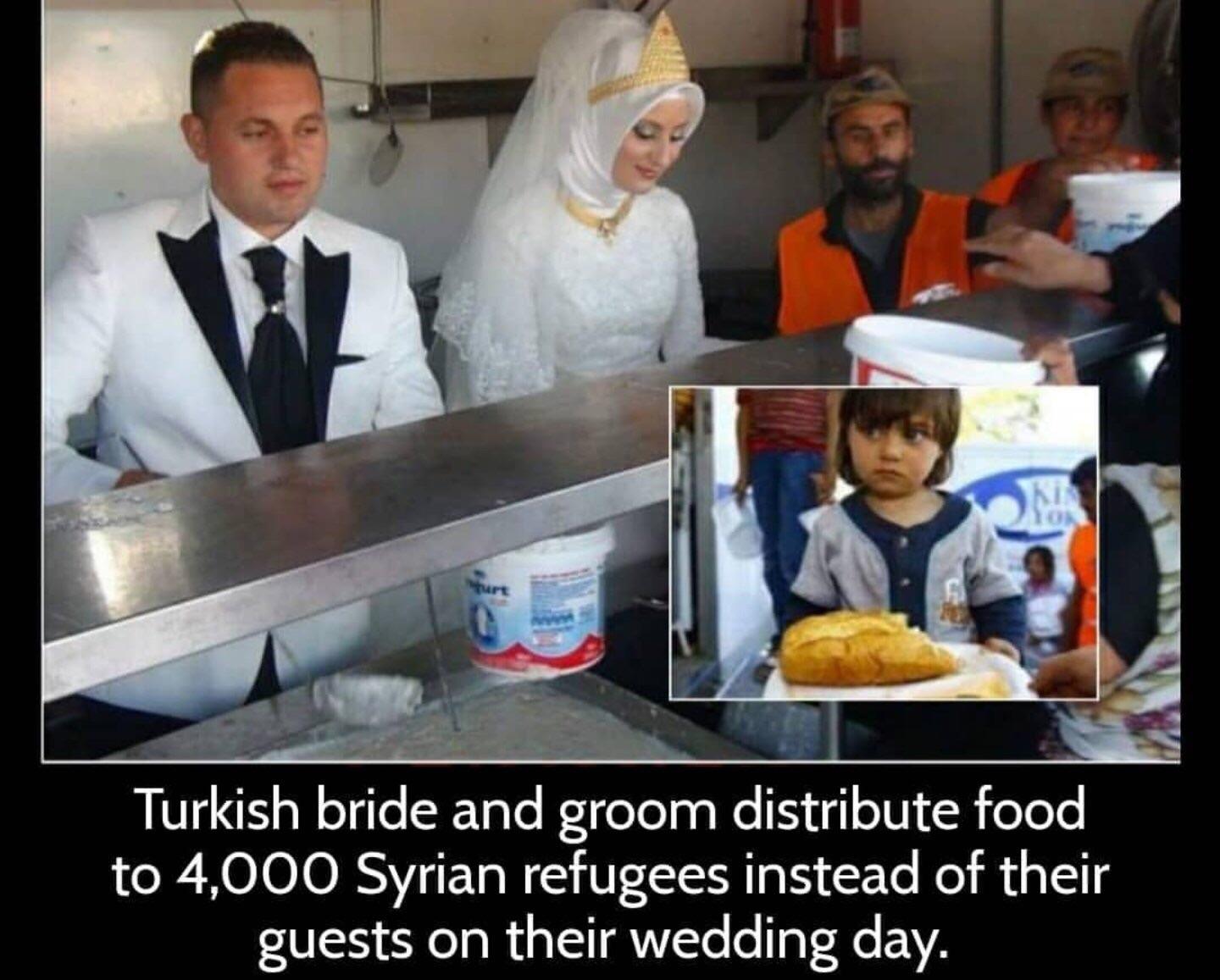 You+think+YOUR+guest+list+was+big%26%238230%3B