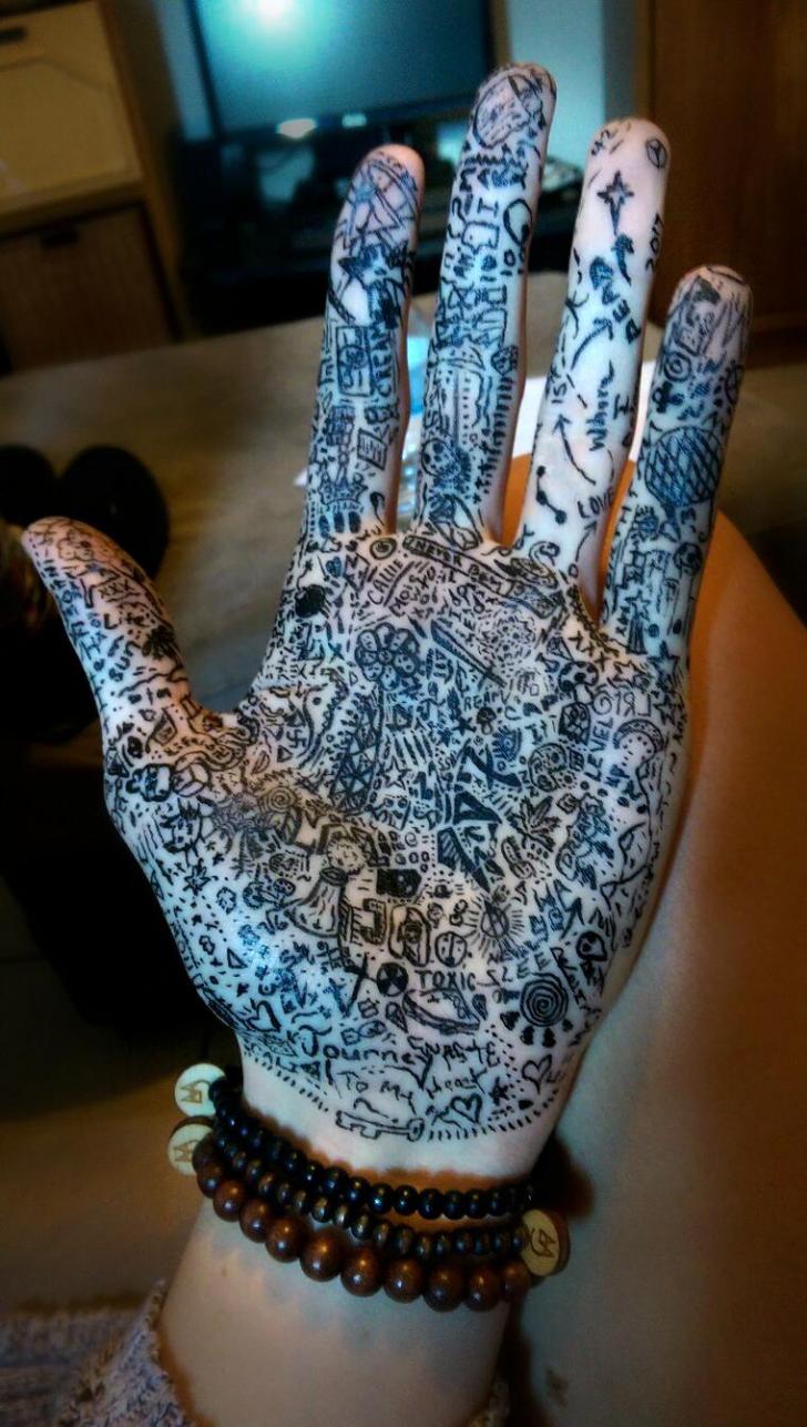 Liquid+Eyeliner+%2B+No+Internet