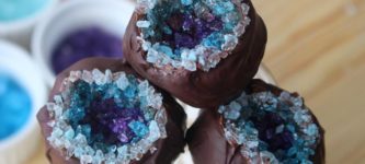 Geode+cake+pops