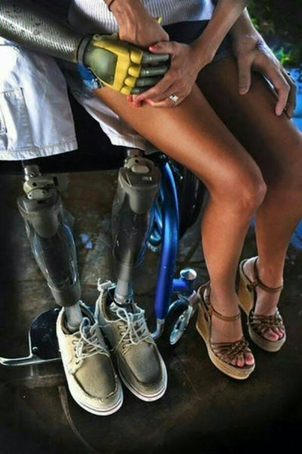 A+Soldier+with+his+Wife.