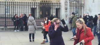 The+selfie+stick+phone+call