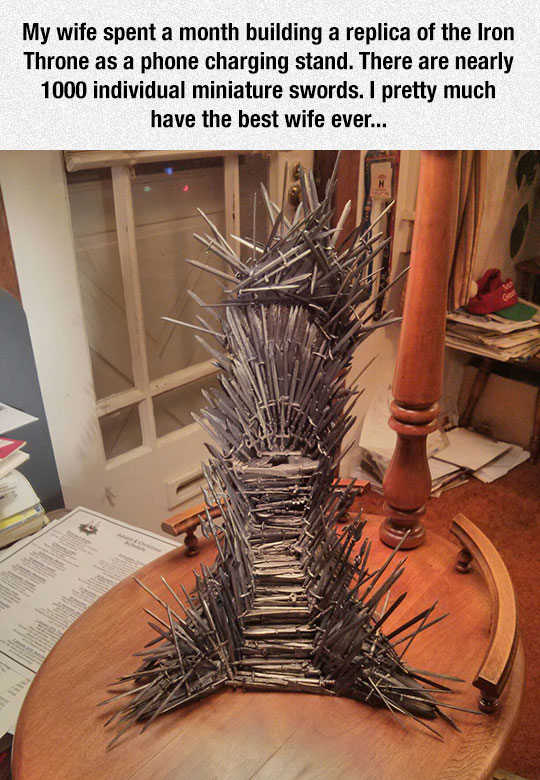 Phone+Charging+Throne