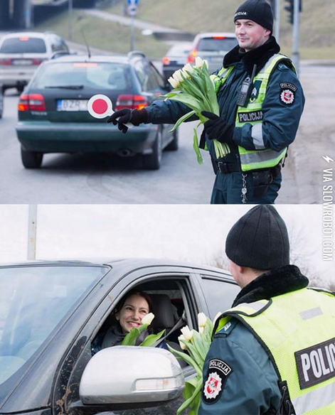 This+is+what+Lithuanian+officers+do+on+International+Women%26%238217%3Bs+day
