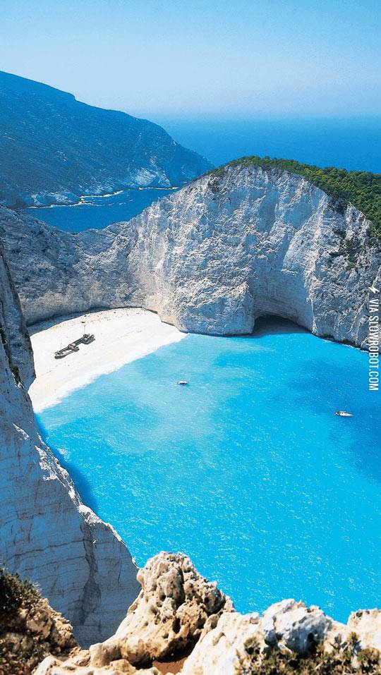 The+Earth+Has+So+Many+Beautiful+Places