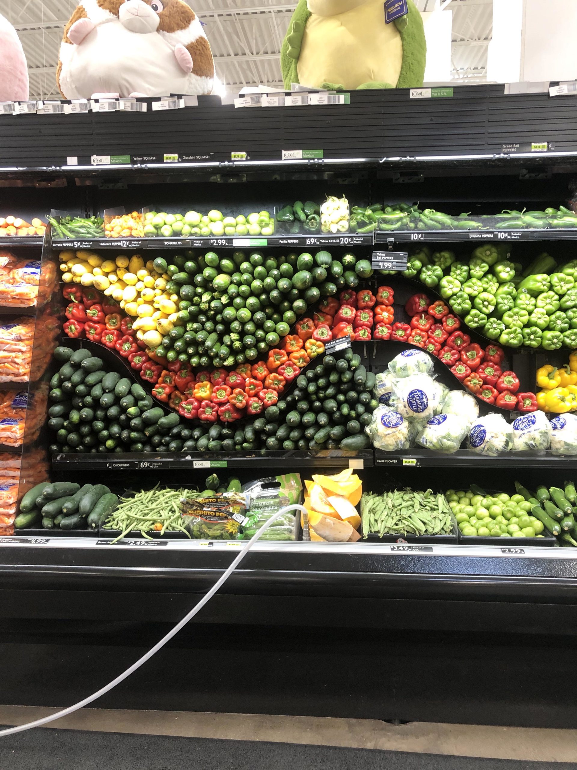 Get+that+grocer+a+raise.