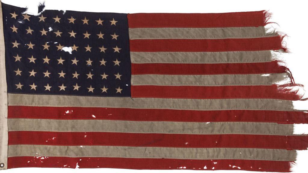 This+USA+Flag+landed+on+Normandy+Beach+at+D-Day%2C+now+returned+to+the+USA+as+a+gift+from+the+Netherlands