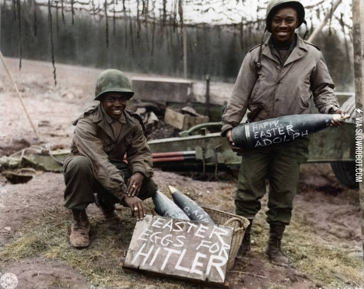 Easter+eggs+for+Hitler%2C+1945.