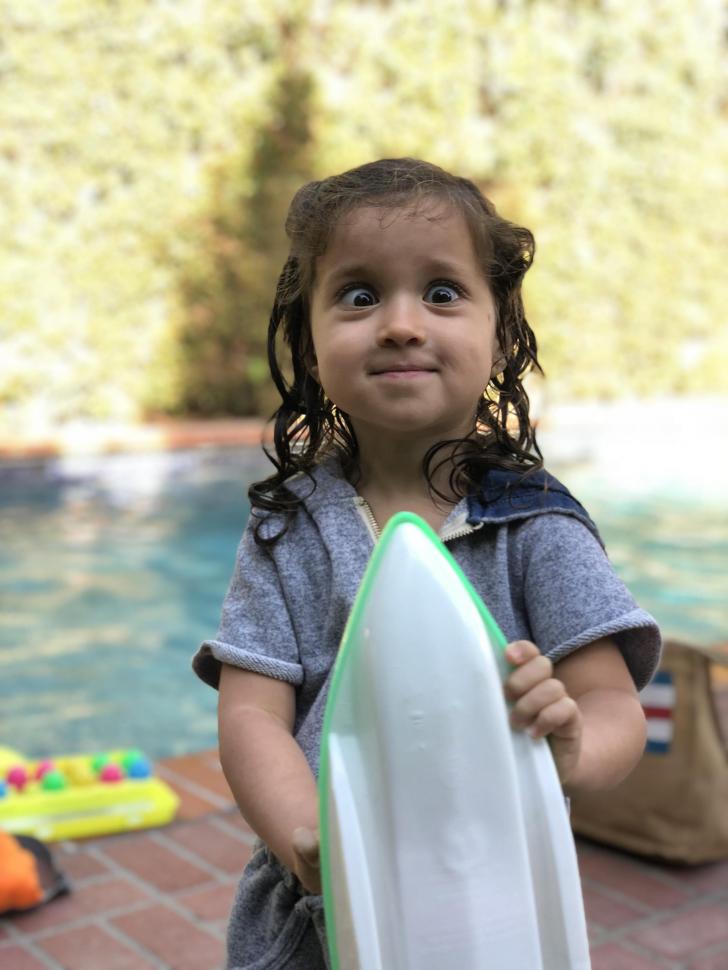 My+2-yr+old+figured+out+how+to+go+cross-eyed+and+now+does+it+in+Every.+Damn.+Picture.