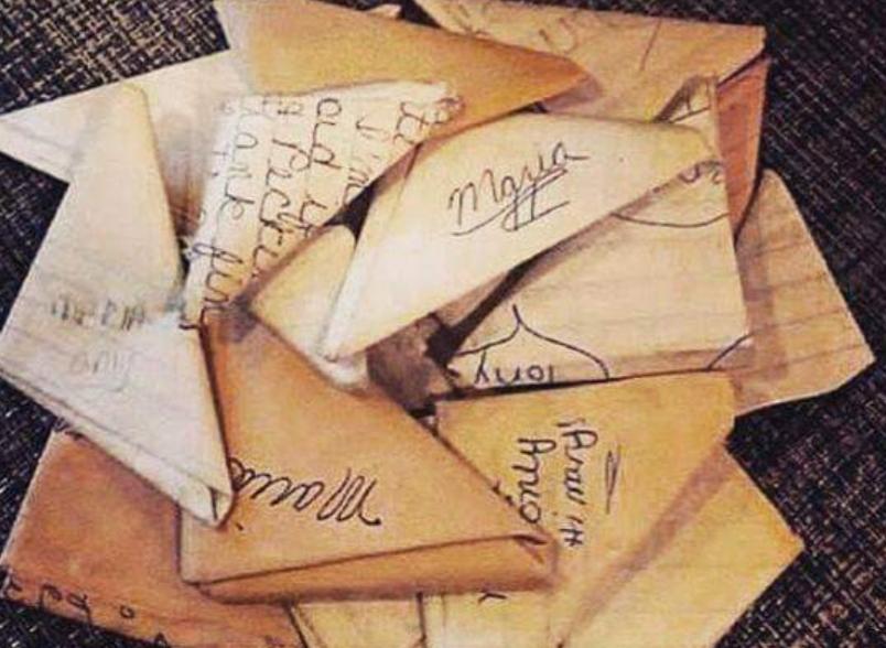 Texting+in+the+80s+and+90s