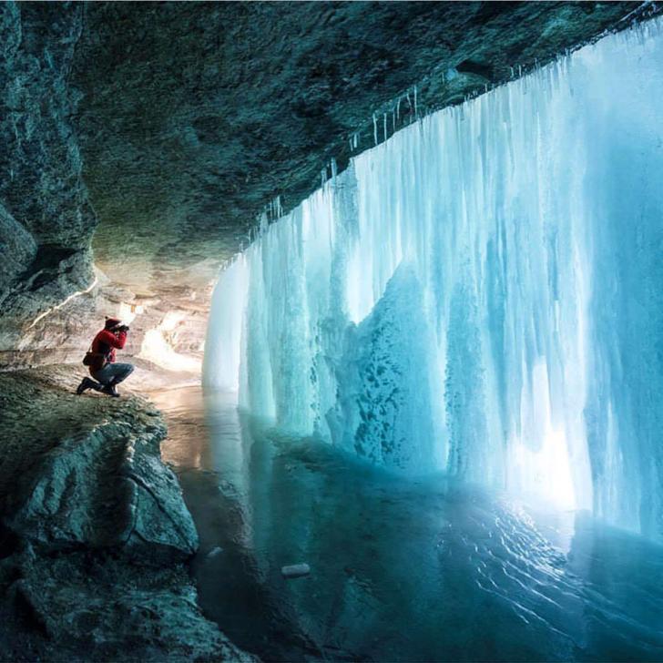 Frozen+Waterfall+In+Iceland